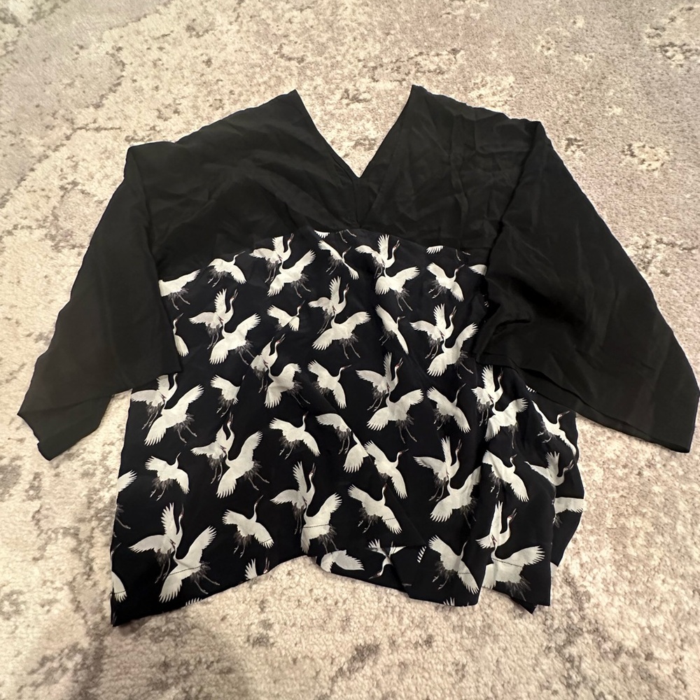 swan women’s blouse